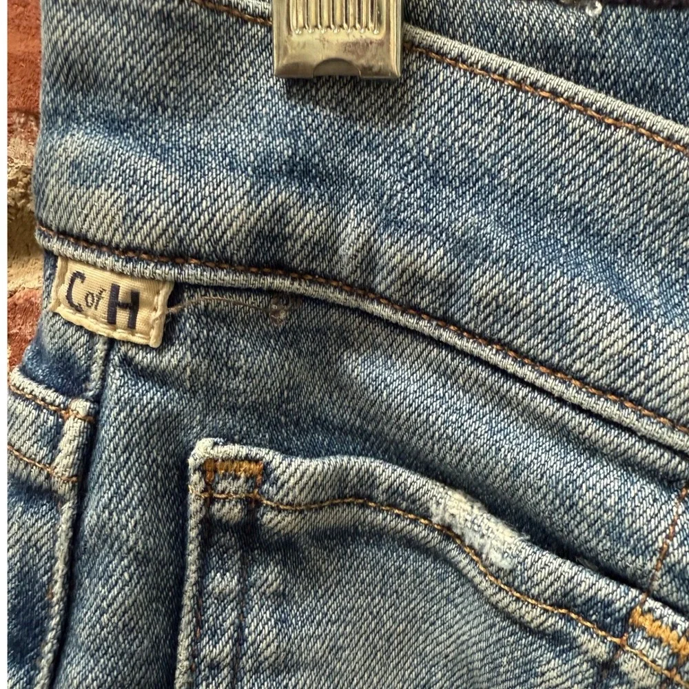 Citizens of Humanity Emerson Slim Boy Friend Jeans Distressed Light Wash Cropped